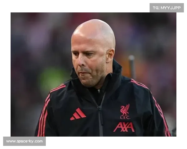 斯洛特变阵巧妙调整萨拉赫替补策略 利物浦战术变革收获显著成效 斯洛特变阵巧妙调整萨拉赫替补策略 利物浦战术变革收获显著成效